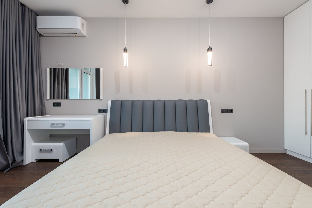 Mikrocement w sypialni - nowoczesny i elegancki sposÃ³b na odÅwieÅ¼enie wnÄtrza.