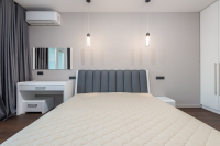 Mikrocement w sypialni - nowoczesny i elegancki sposÃ³b na odÅwieÅ¼enie wnÄtrza.